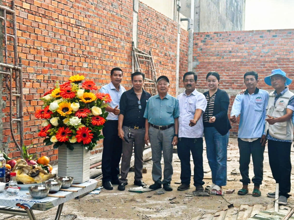 Nhận Thi Công \nCải Tạo Công Trình Trọn Gói